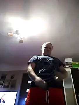 nudistu021 online show from February 15, 12:03 pm