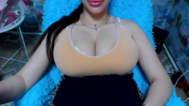 Snapshot of lovelyseu chatting on November 28, 7:00 am lovelyseu online show from November 28, 7:00 am