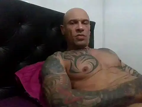 Snapshot of Arc8njoblack chatting on December 14, 3:56 am Arc8njoblack online show from December 14, 3:56 am