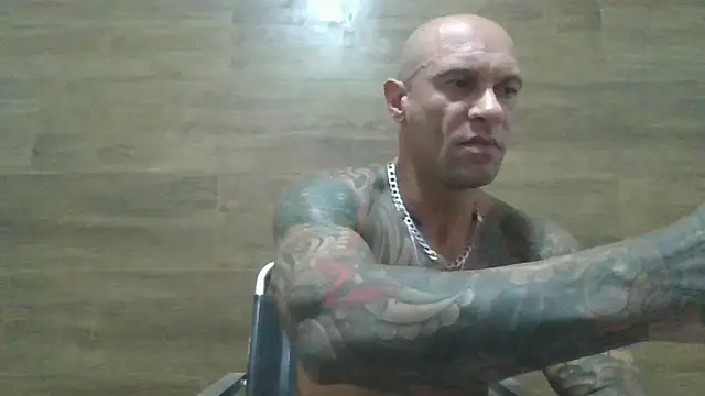 Arc8njoblack online show from March 27, 2:39 am