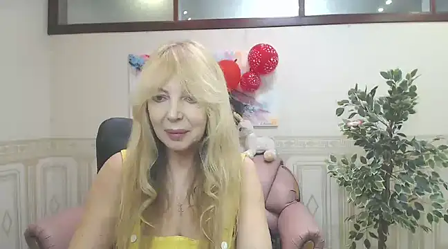 Anna Diax online show from February 19, 4:00 pm