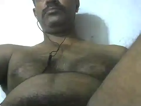 Snapshot of dickrus0077 chatting on October 26, 3:29 pm dickrus0077 online show from October 26, 3:29 pm