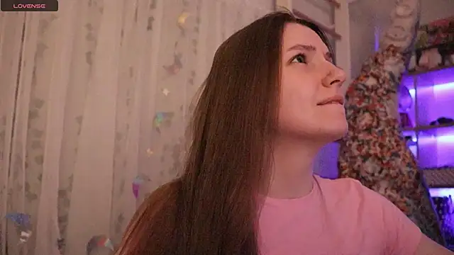 Snapshot of your_jane chatting on April 8, 2:55 am your jane online show from April 8, 2:55 am