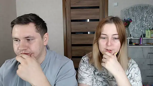 Kristy-Max online show from February 1, 8:26 pm