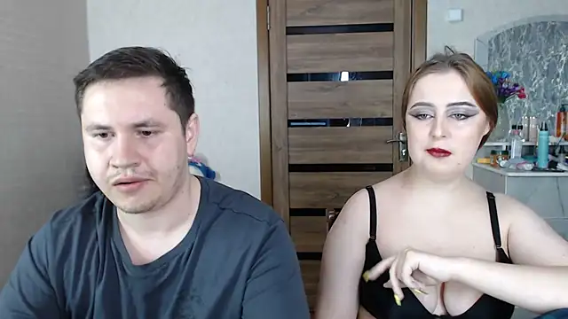 Kristy-Max online show from February 14, 5:46 pm