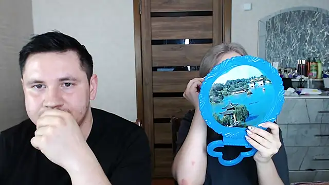 Kristy-Max online show from February 25, 3:27 pm