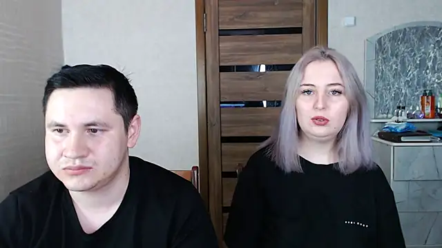 Kristy-Max online show from March 7, 9:59 pm