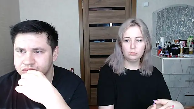 Kristy-Max online show from March 22, 6:33 am