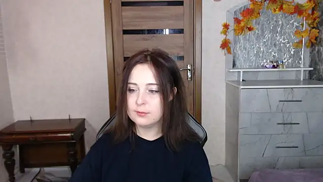 Kristy-Max online show from October 16, 8:32 pm