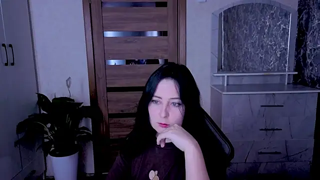 Snapshot of Kristy-Max chatting on July 7, 10:14 pm Kristy-Max online show from July 7, 10:14 pm