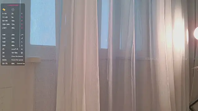 Snapshot of SunnyRisha chatting on March 29, 5:18 am SunnyRisha online show from March 29, 5:18 am