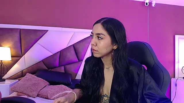KarolandMichel online show from December 29, 4:08 pm