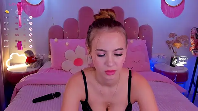 CherieDane online show from February 6, 9:11 am