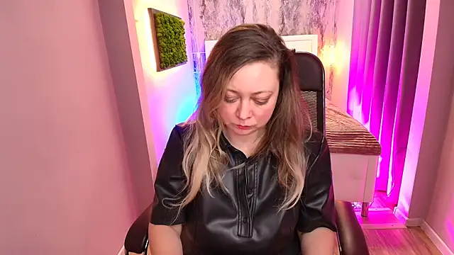 JesiaFoxi online show from December 29, 12:55 pm