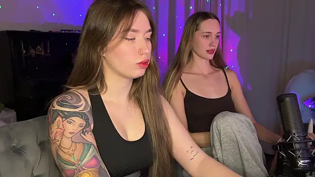 Snapshot of urmissalice chatting on October 6, 6:38 pm urmissalice online show from October 6, 6:38 pm