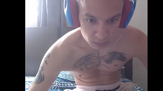 Snapshot of Tobicutee chatting on April 29, 4:55 pm Tobicutee online show from April 29, 4:55 pm