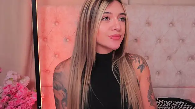 Snapshot of ashleyvalirya chatting on January 31, 7:07 am ashleyvalirya online show from January 31, 7:07 am