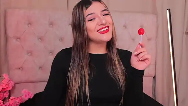 Snapshot of ashleyvalirya chatting on February 14, 4:04 am ashleyvalirya online show from February 14, 4:04 am