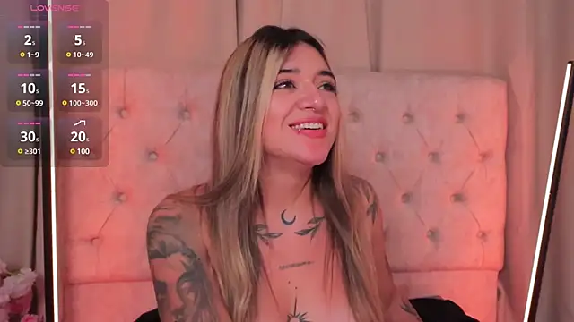 Snapshot of ashleyvalirya chatting on February 17, 7:37 am ashleyvalirya online show from February 17, 7:37 am