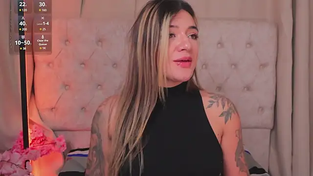 Snapshot of ashleyvalirya chatting on March 4, 9:51 am ashleyvalirya online show from March 4, 9:51 am