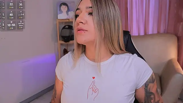 Snapshot of ashleyvalirya chatting on September 30, 8:36 pm ashleyvalirya online show from September 30, 8:36 pm