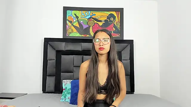 tatiana valencia online show from January 19, 12:39 pm