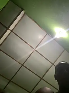 Snapshot of Alphadavid_23 chatting on March 14, 9:54 pm Alphadavid 23 online show from March 14, 9:54 pm