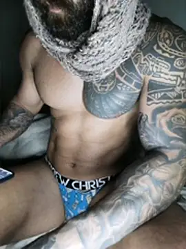 moody1996- online show from February 26, 2:10 am