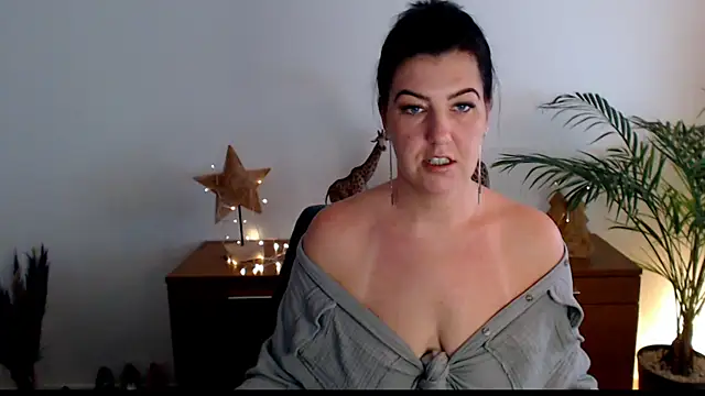 NatiLove35 online show from December 7, 10:23 am