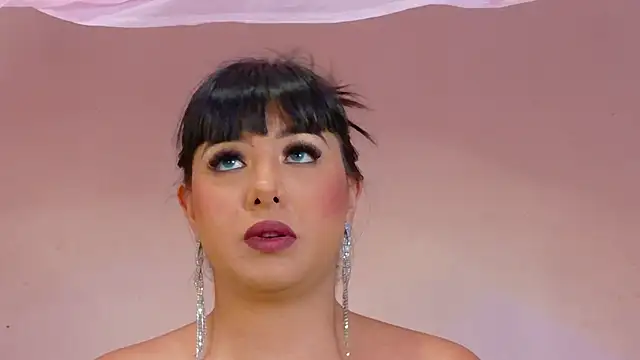 Alexa Miss online show from February 12, 11:20 pm