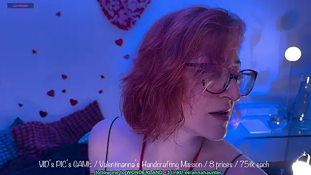 AnnaHaunter18 online show from February 14, 4:31 pm