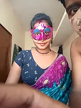 Snapshot of juhi06 chatting on March 11, 6:52 am juhi06 online show from March 11, 6:52 am