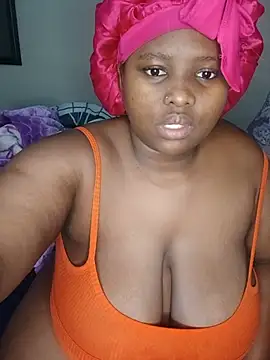 queenxdede online show from May 15, 3:57 am