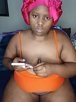 queenxdede online show from May 15, 4:03 pm