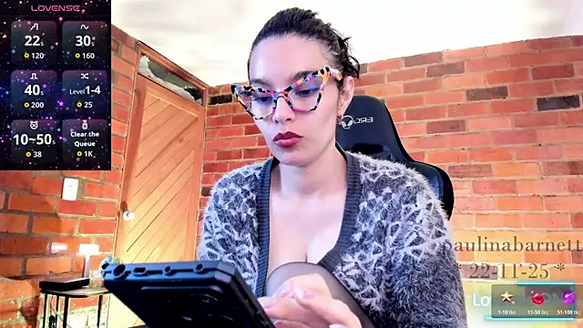 paulinabarnett- online show from November 22, 6:18 pm