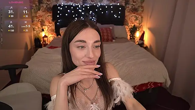 Alice Arwen online show from December 24, 10:55 am