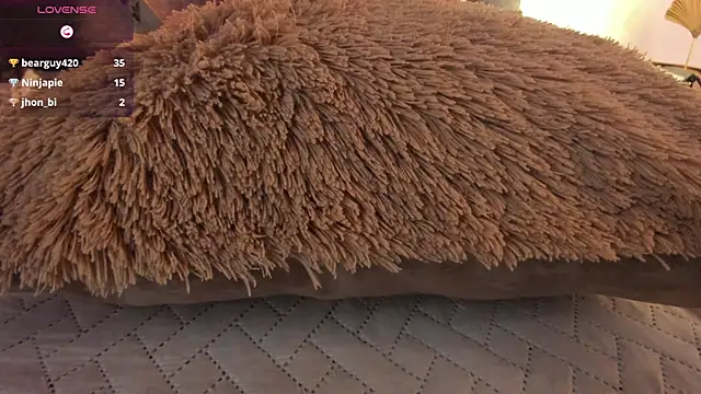 Mia ross16 online show from February 18, 2:05 am