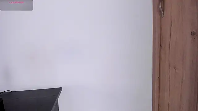 Mia ross16 online show from March 2, 7:45 pm