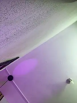 Mia ross16 online show from December 16, 2:44 pm