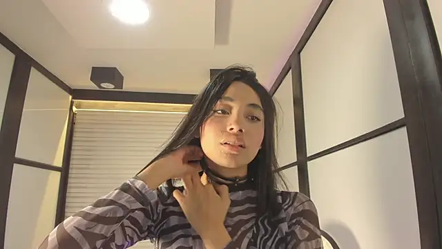 lilithTeen1  online show from February 11, 7:33 am