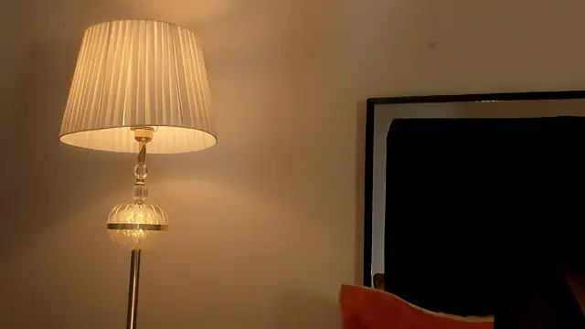 lilithTeen1  online show from August 1, 12:10 am