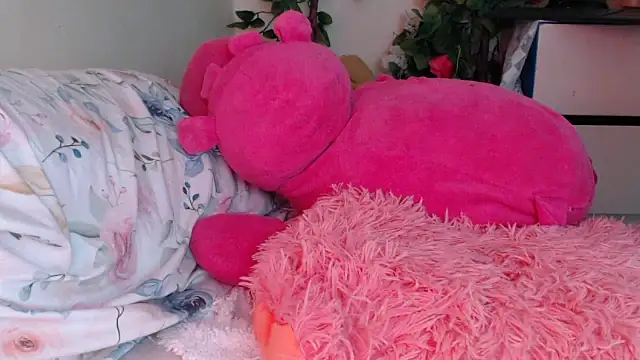 Snapshot of Gianna_cute_ chatting on September 9, 11:04 pm Gianna cute  online show from September 9, 11:04 pm