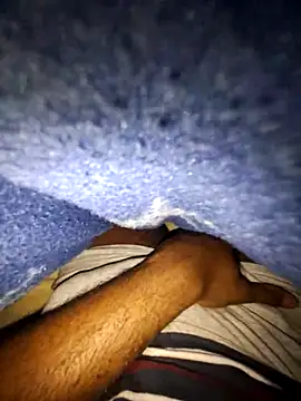 Snapshot of RovingAlcove chatting on March 22, 6:44 pm RovingAlcove online show from March 22, 6:44 pm