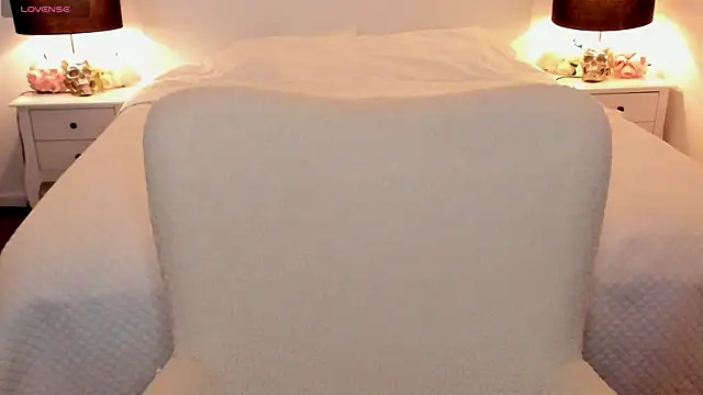 Snapshot of NatalyThorn88 chatting on February 10, 7:49 pm NatalyThorn88 online show from February 10, 7:49 pm