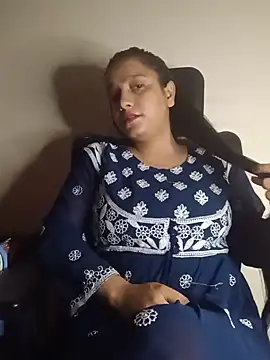 Simran-Kaur143 online show from July 11, 10:07 am