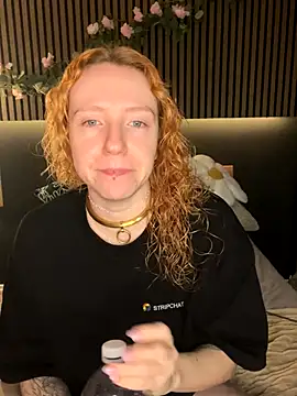 alt cutie online show from October 30, 4:47 am