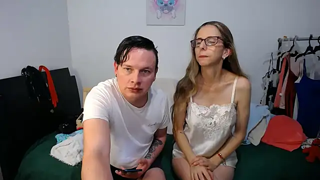 jade and jack online show from March 8, 6:32 am