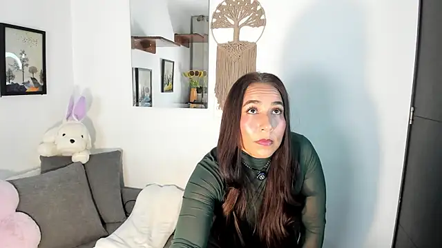 electra hunt online show from April 25, 1:19 am