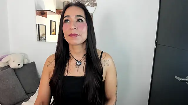 electra hunt online show from June 16, 12:13 am