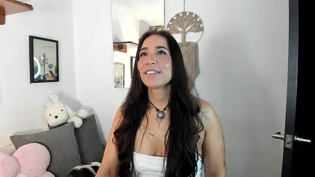 electra hunt online show from June 20, 1:19 am
